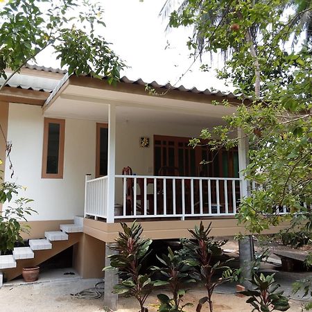 Baan Moonchan House Chaloklum Exterior photo
